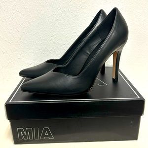 MIA Heels NEW